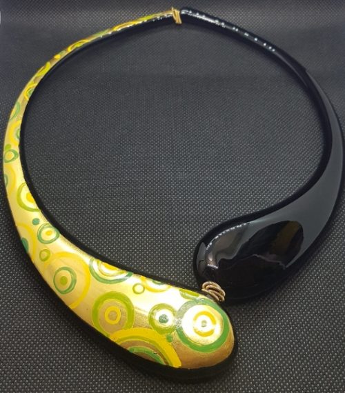 Rigid murano glass necklace